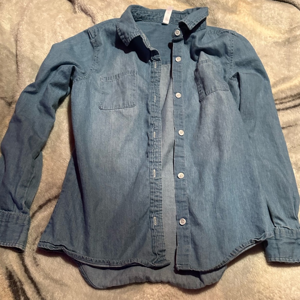Girls FabKids button up top.